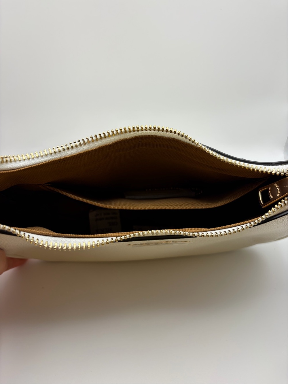 COACH Pebble Leather Shoulder Bag in Light Beige with Gold Hardware - Picture 3 of 4